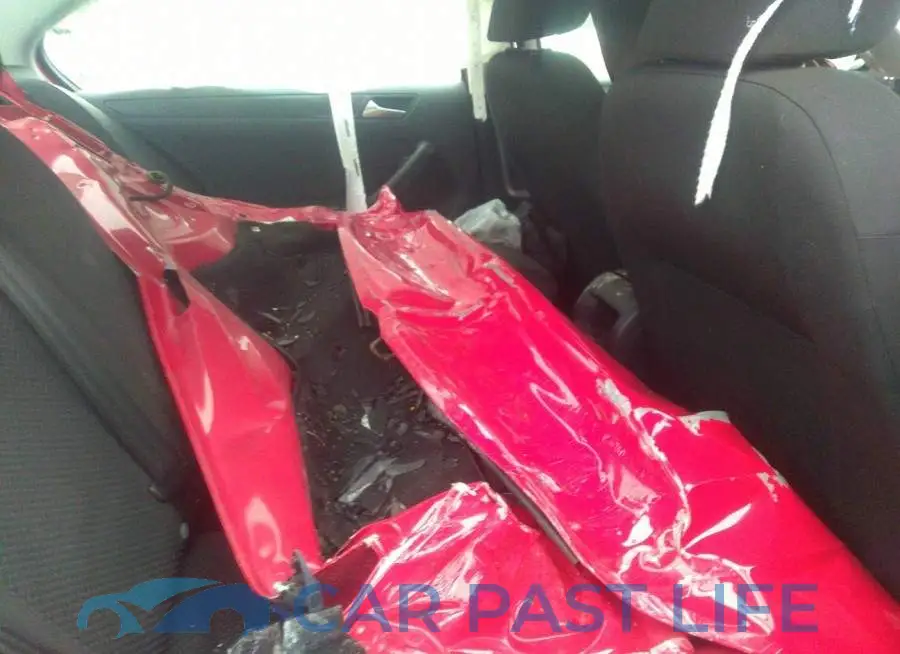 3VW2K7AJ4DM296384# 8