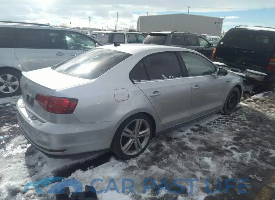 3VW4T7AJ4GM257739# 4