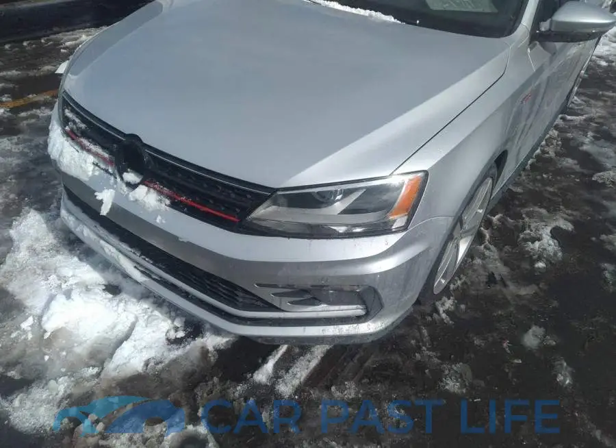 3VW4T7AJ4GM257739# 6