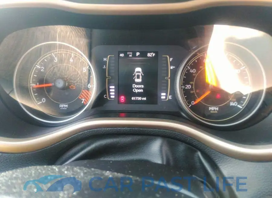 1C4PJLAB8FW660709# 7