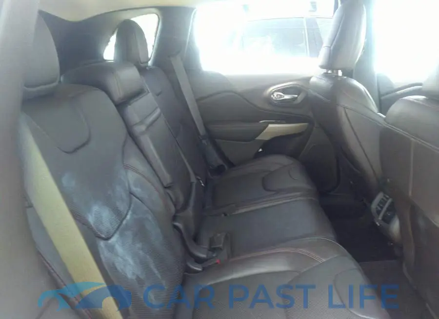 1C4PJMBS7HW612383# 8