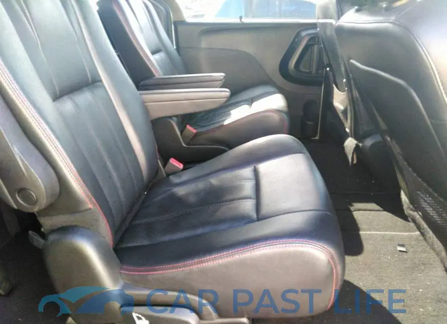 2C4RDGEG8JR324072# 8