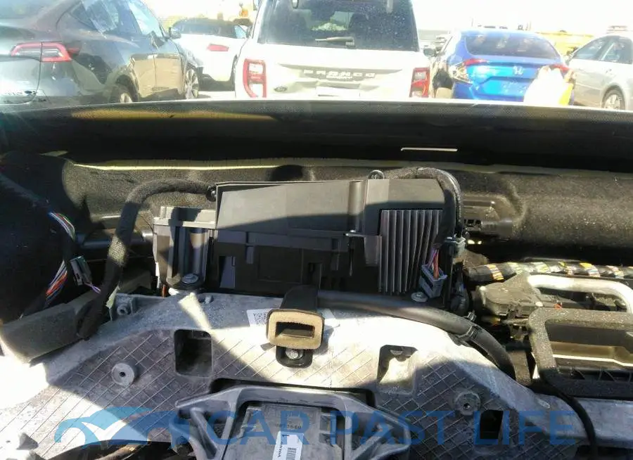 YV4A22PK5G1064425# 7