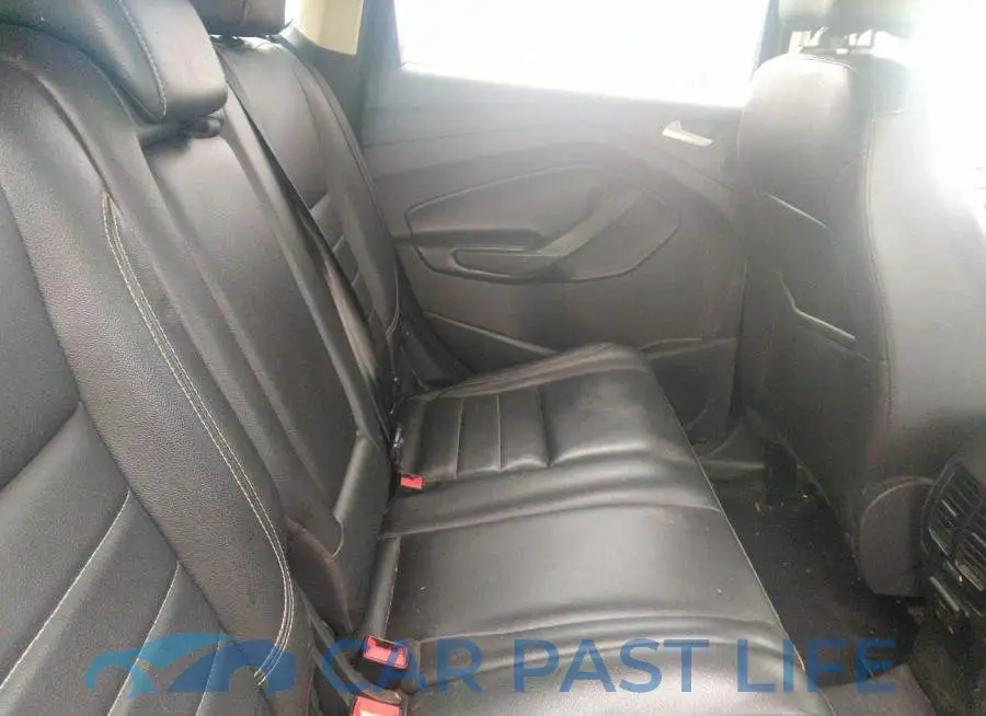 1FMCU9GX6GUA71646# 8