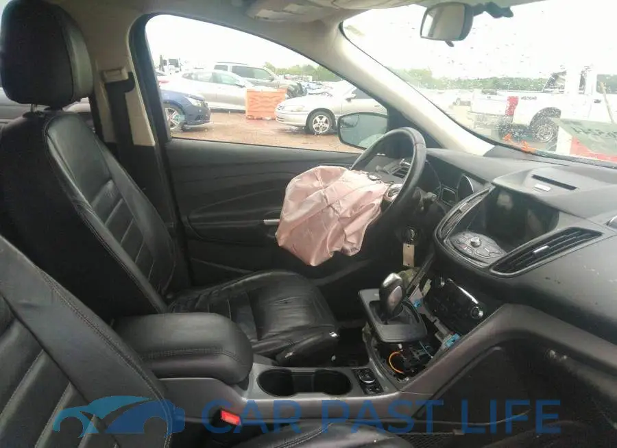 1FMCU9GX6GUA71646# 5