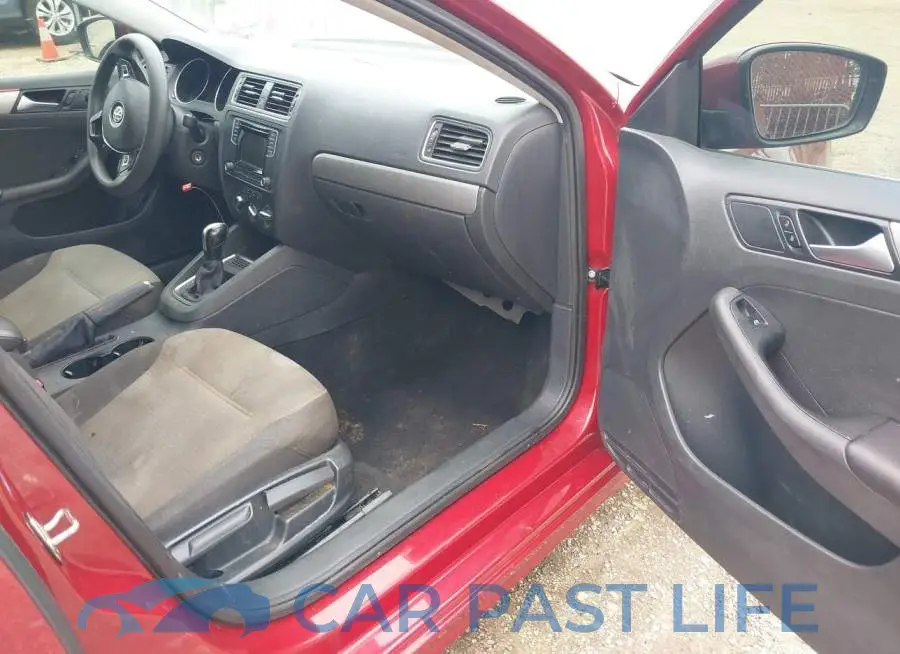3VW2B7AJ7HM382391# 5