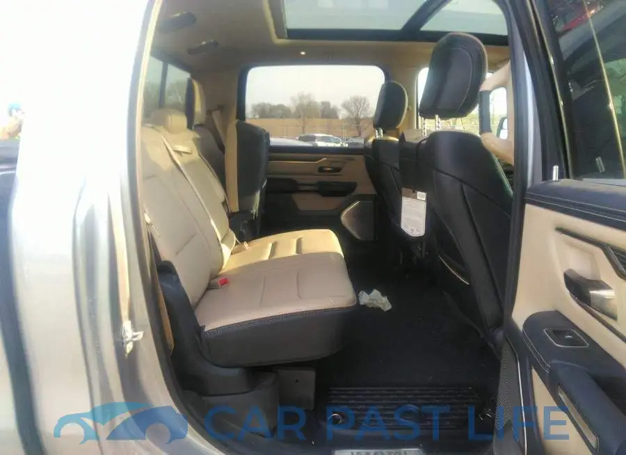 1C6SRFHT1LN389181# 8