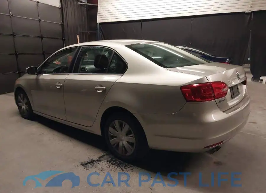 3VWDX7AJ6DM305340# 3