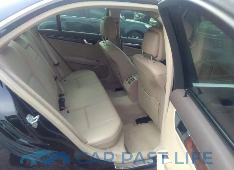 WDDGF8AB6DR243279# 8
