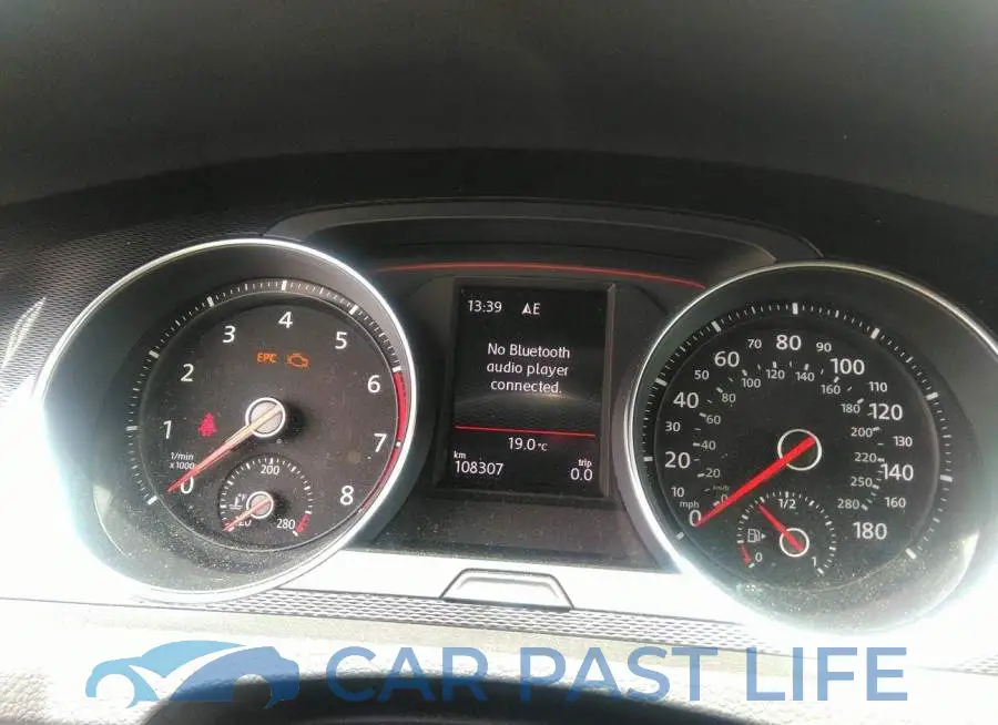 3VW5T7AU5HM003358# 7