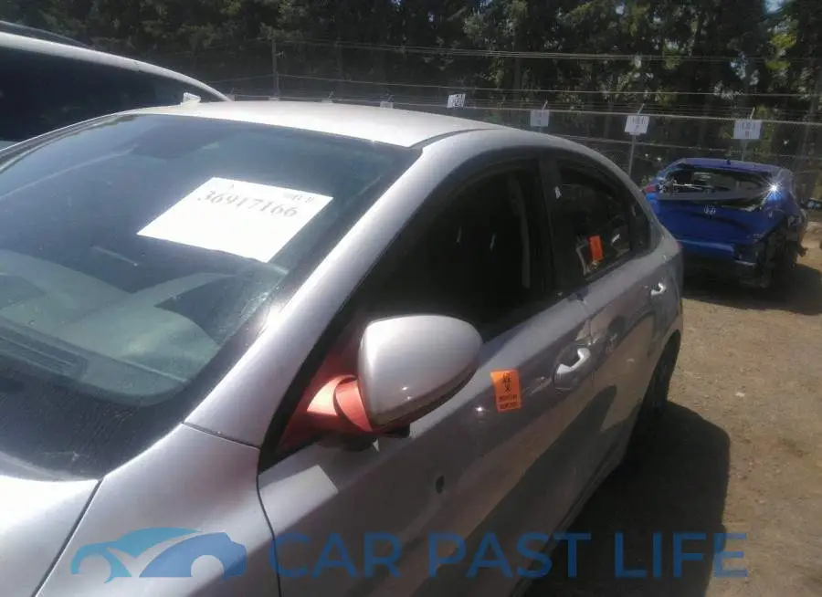 3KPF24AD9ME316510# 6