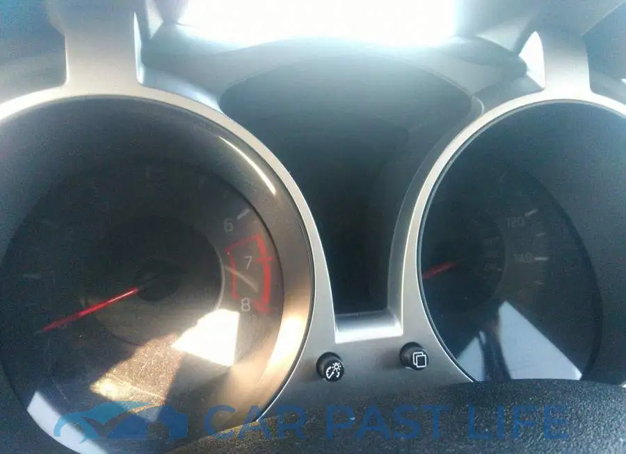 JN8AF5MV2DT215068# 7