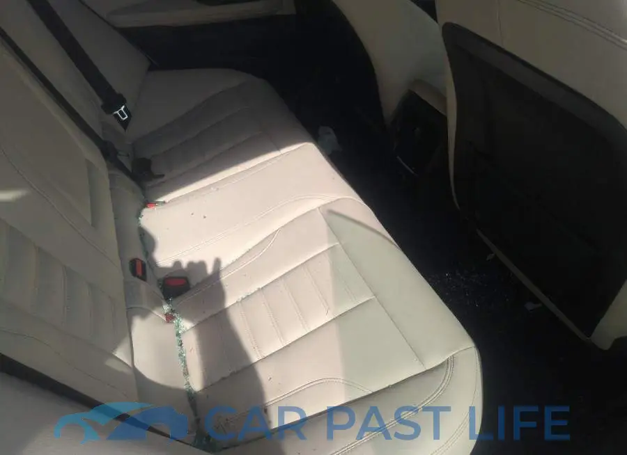 WBY73AW03PFP35726# 8