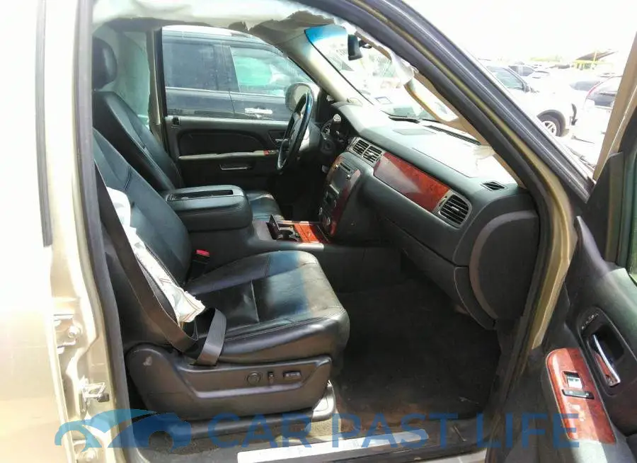 1GNSKKE72DR324158# 5