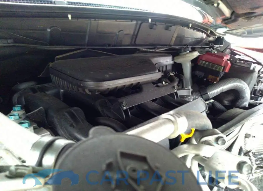 JN1BJ1AV9MW308425# 10