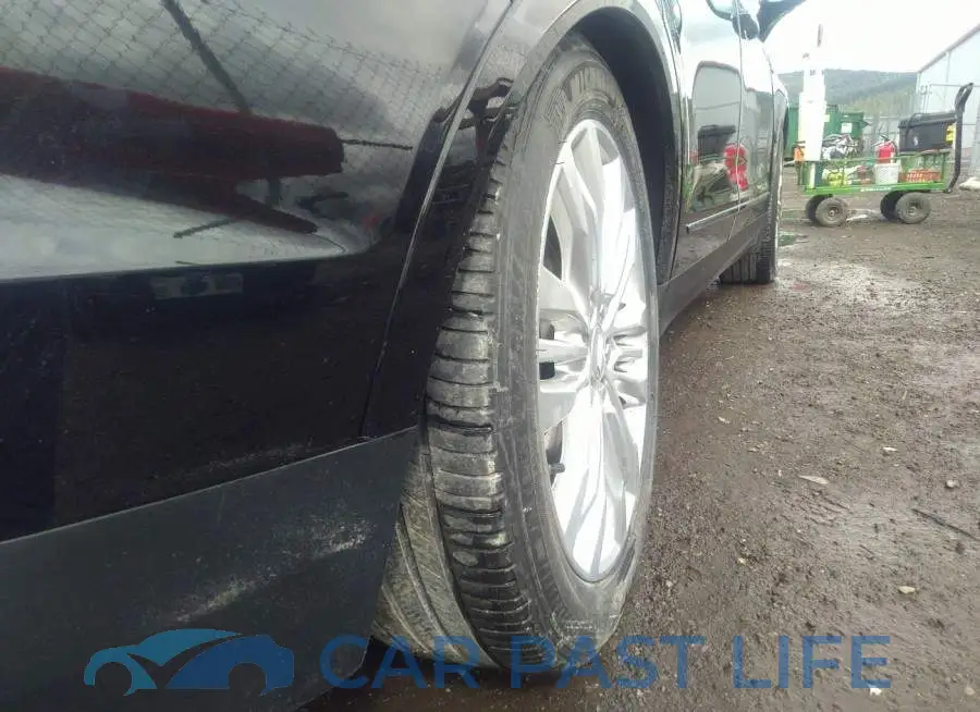 1GYKNFRS3JZ216255# 6