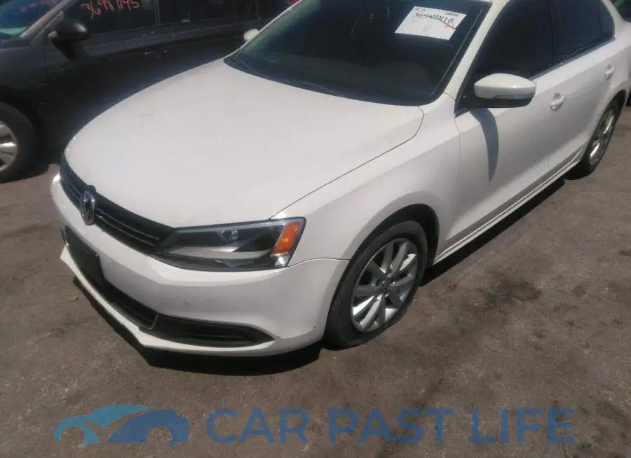 3VWD17AJ7EM370622# 6