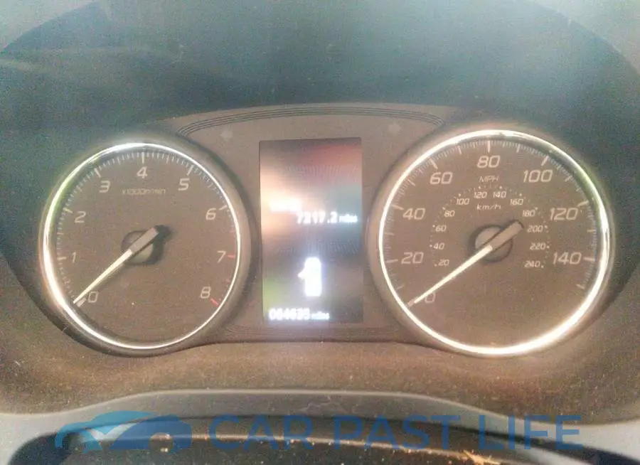 JA4AD3A34LZ020054# 7