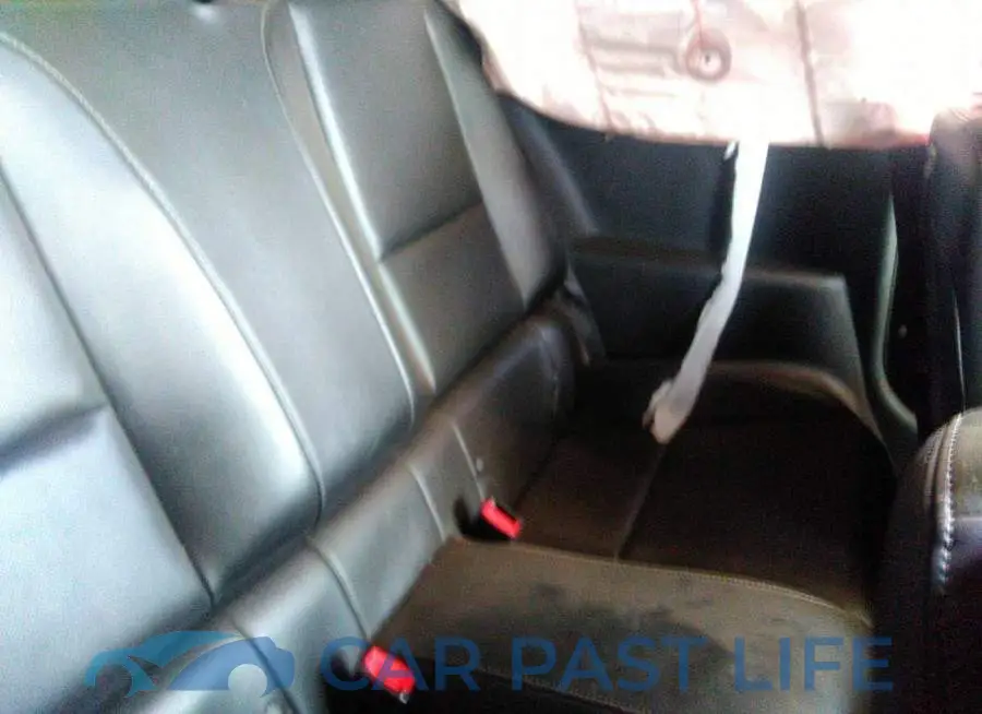 2G1FC1E32E9193302# 8