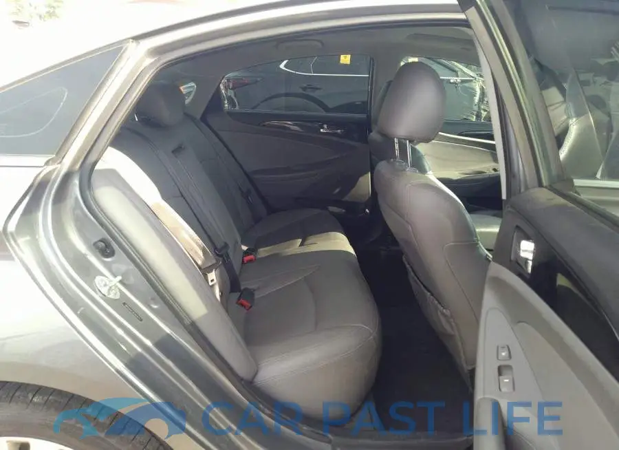 5NPEC4AC3DH687674# 8