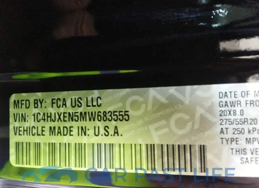 1C4HJXEN5MW683555# 9