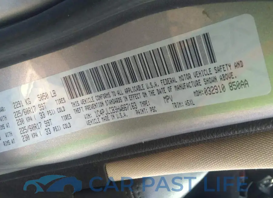 1C4PJLCB3HW667163# 9