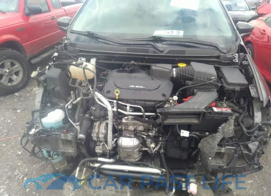 2C4RC1BG5JR113979# 6