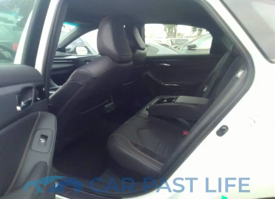 4T1EA1AB7NU015650# 8