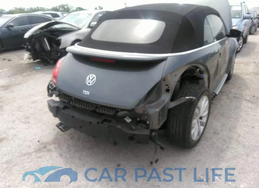 3VW5L7ATXDM813862# 6