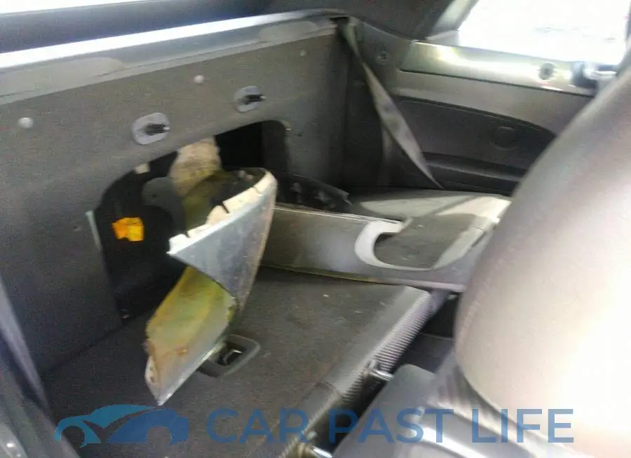 3VW5L7ATXDM813862# 8