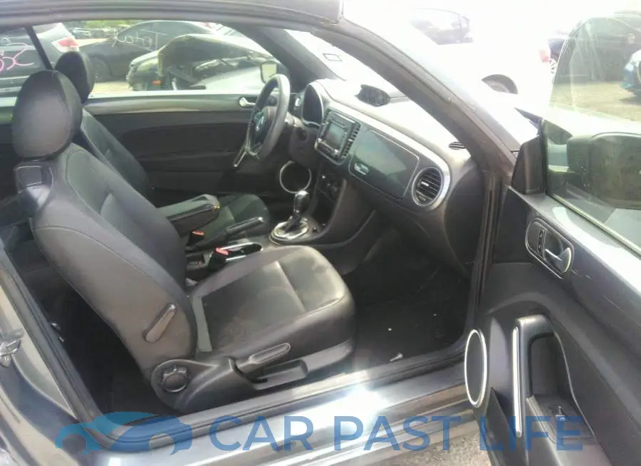 3VW5L7ATXDM813862# 5