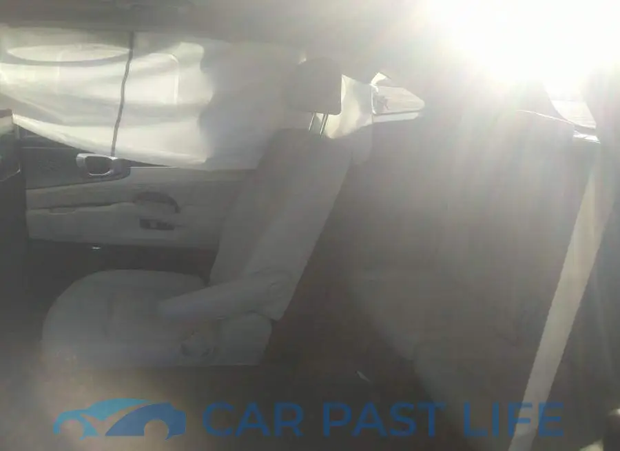 KNDRMDLHXP5138212# 8