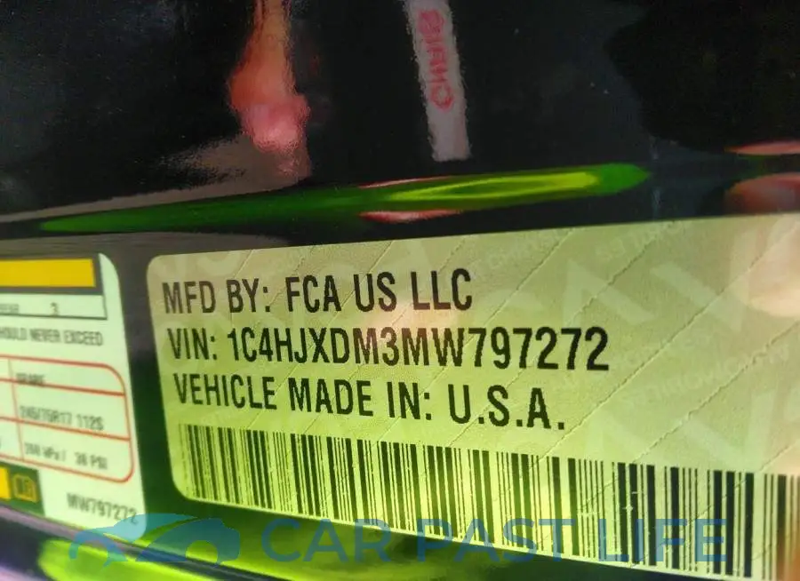 1C4HJXDM3MW797272# 9
