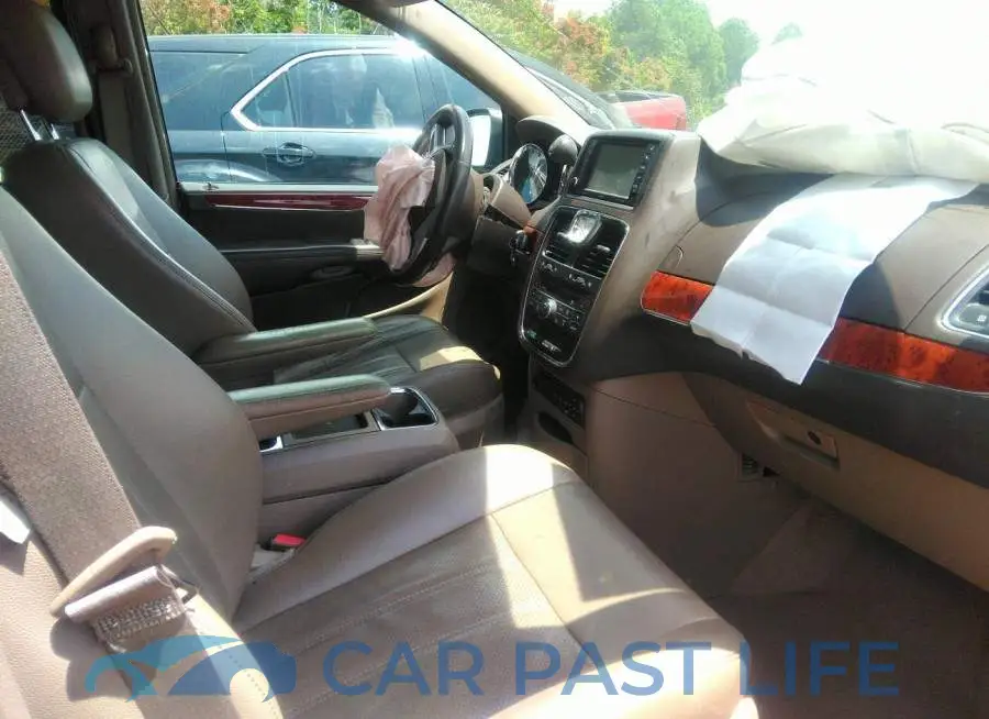 2C4RC1CG4DR569040# 5