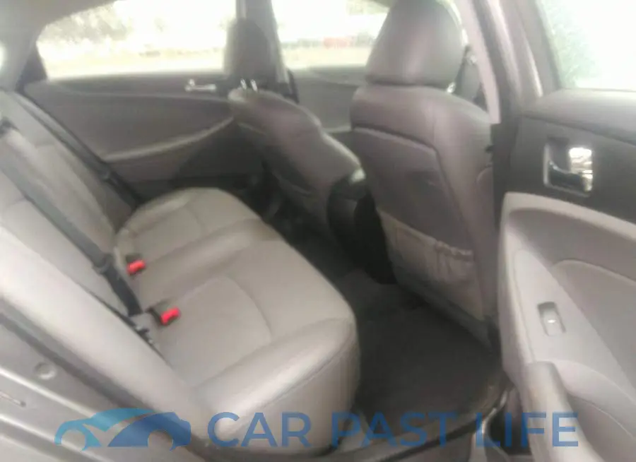 5NPEC4AB8DH753918# 8
