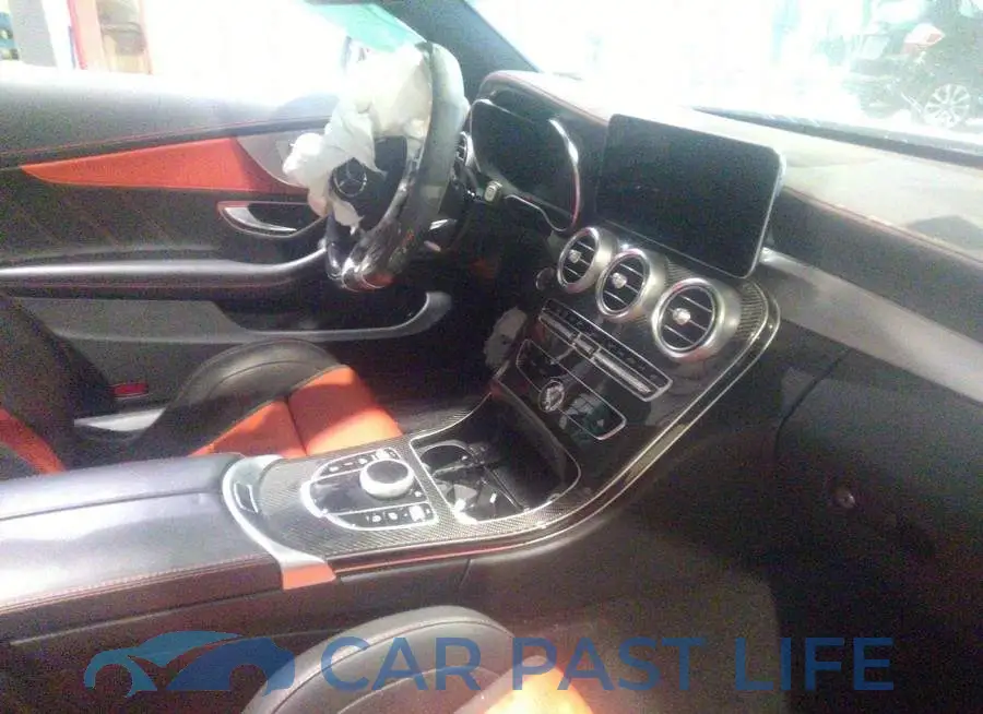 W1KWJ8HB8MG056086# 5