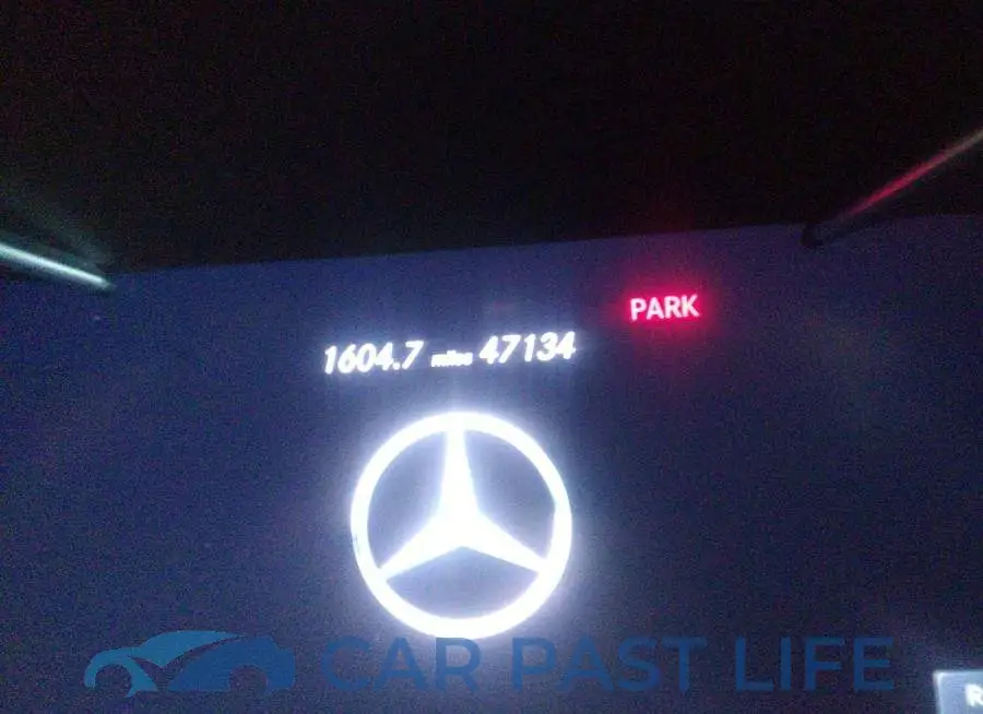 W1KWJ8HB8MG056086# 7