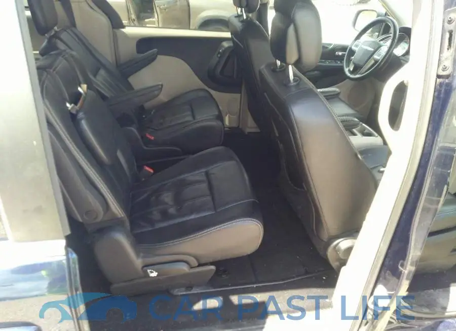 2C4RC1BG9FR696158# 8