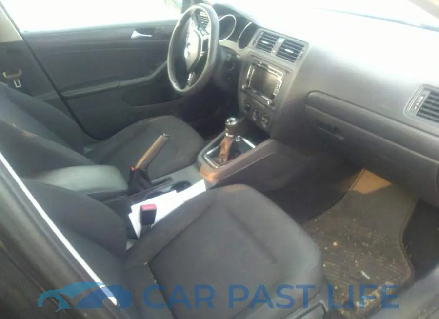 3VW1K7AJ3FM352961# 5