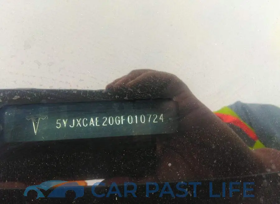 5YJXCAE20GF010724# 9