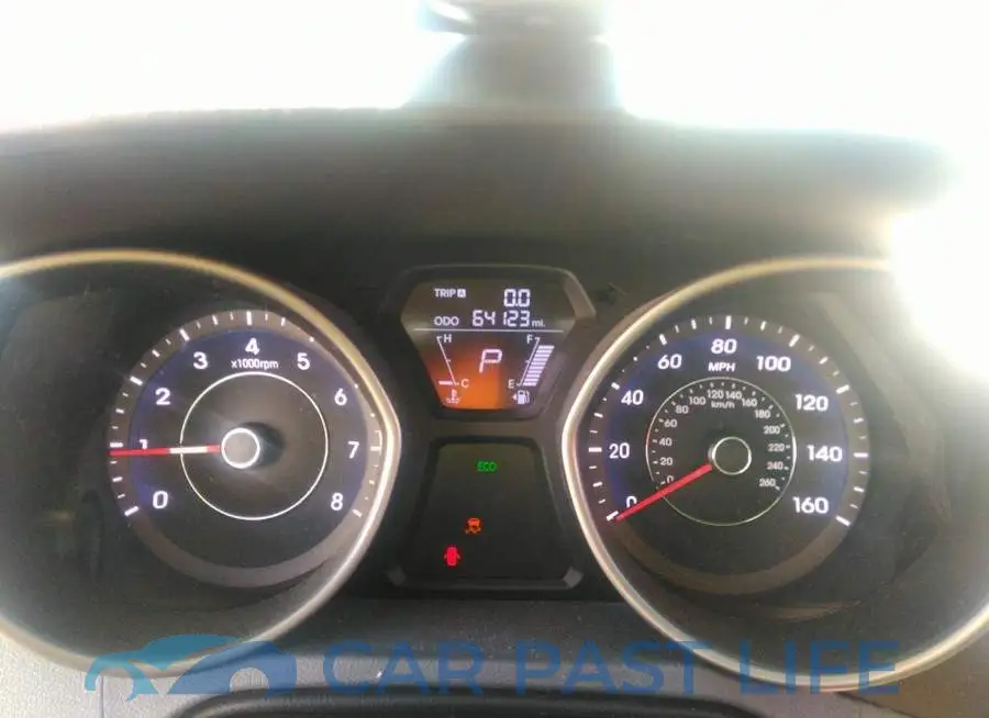 5NPDH4AE8DH417712# 7