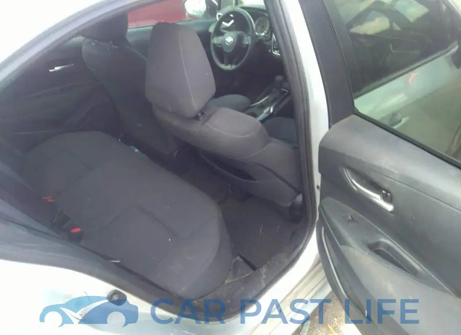 5YFHPRAE3LP032206# 8
