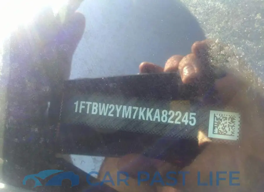 1FTBW2YM7KKA82245# 9