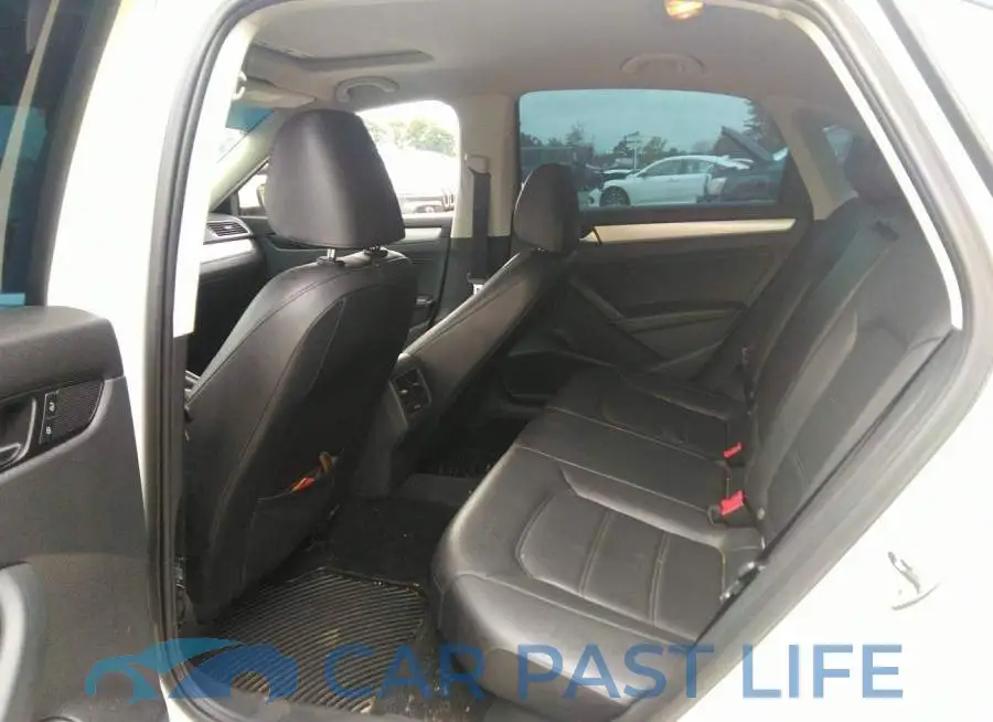 1VWBN7A33DC127127# 8