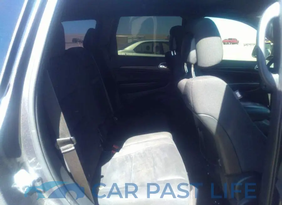 1C4RJEAG8GC501031# 8
