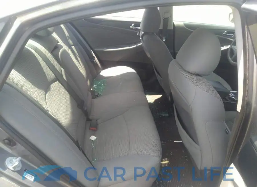 5NPEB4AC2DH724166# 8