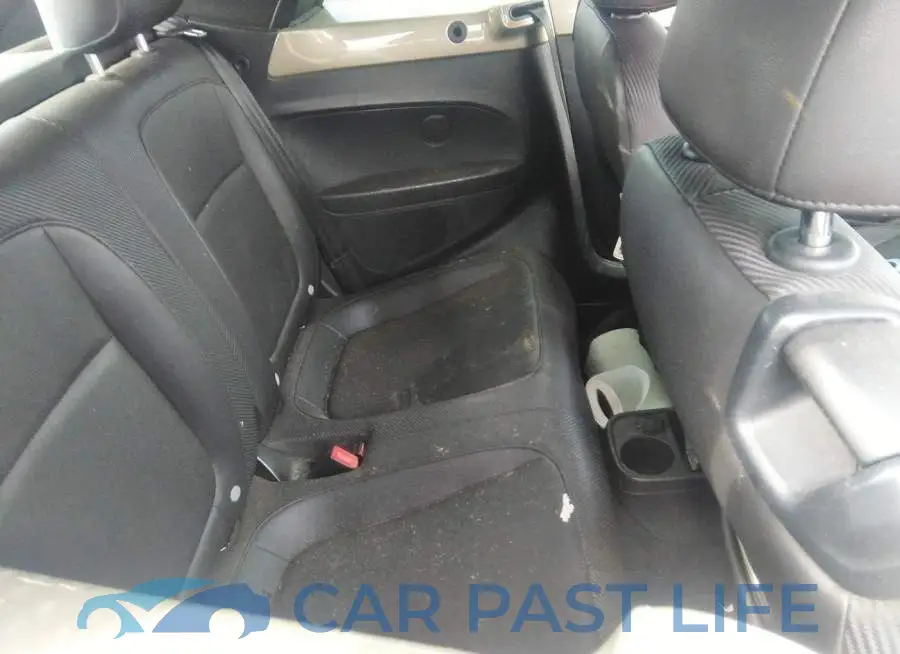 3VW5L7AT6DM830531# 8