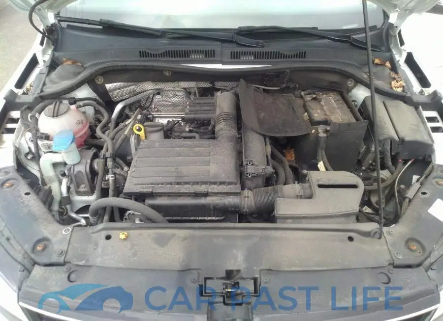 3VWDB7AJ5HM363301# 10