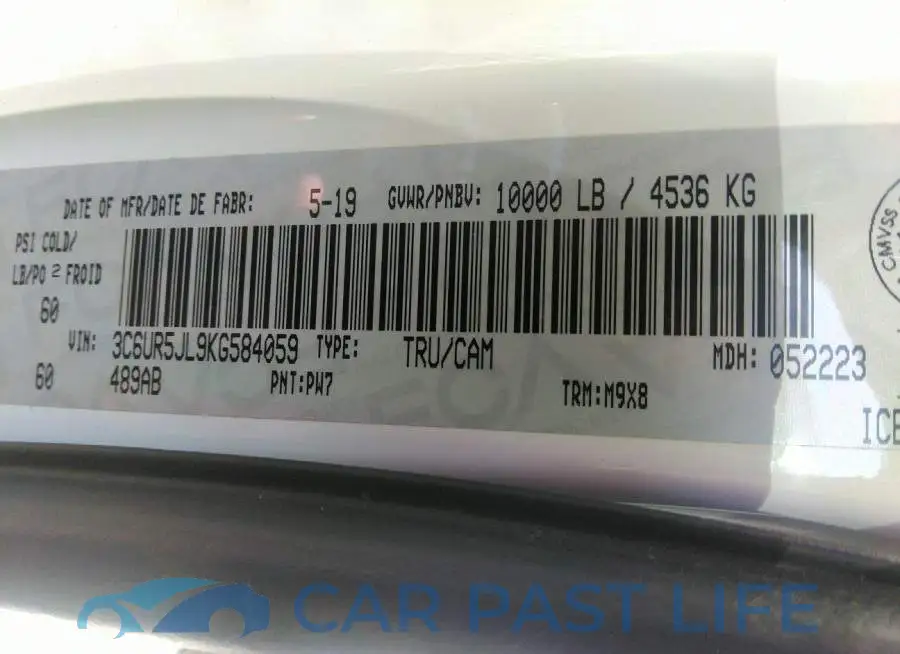 3C6UR5JL9KG584059# 9