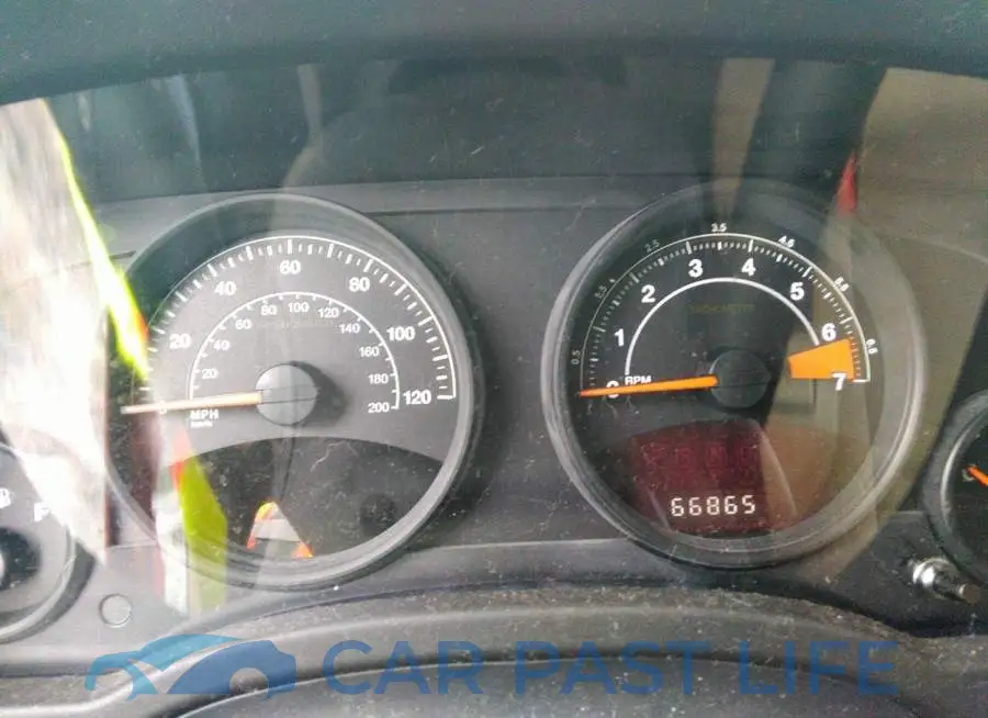 1C4NJCBA2GD804118# 7